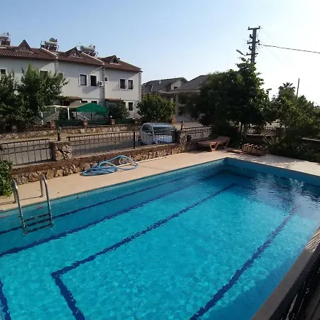 Villa Guengoer Villa